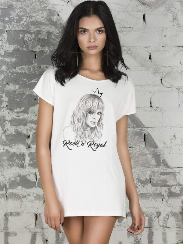 COURTNEY T-SHIRT