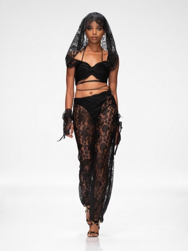 ARIEL LACE SKIRT